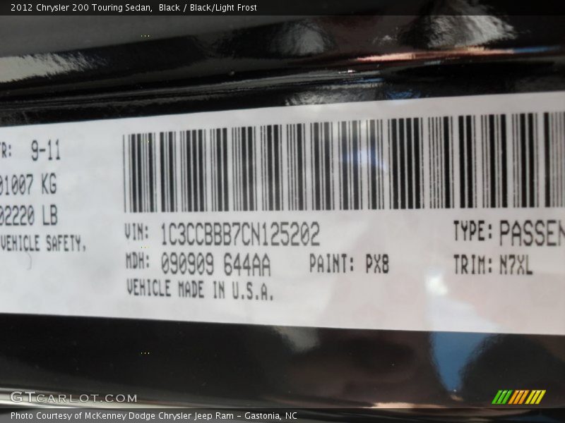 Black / Black/Light Frost 2012 Chrysler 200 Touring Sedan