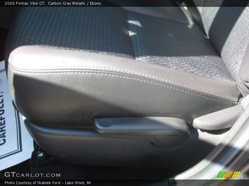 Carbon Gray Metallic / Ebony 2009 Pontiac Vibe GT