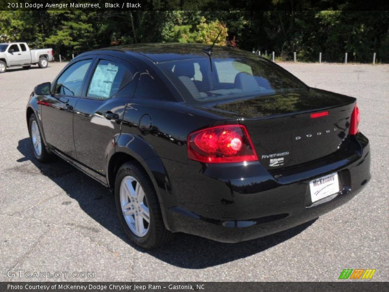 Black / Black 2011 Dodge Avenger Mainstreet