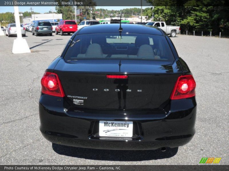 Black / Black 2011 Dodge Avenger Mainstreet