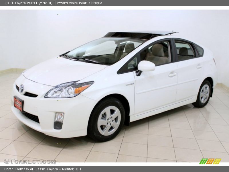 Blizzard White Pearl / Bisque 2011 Toyota Prius Hybrid III