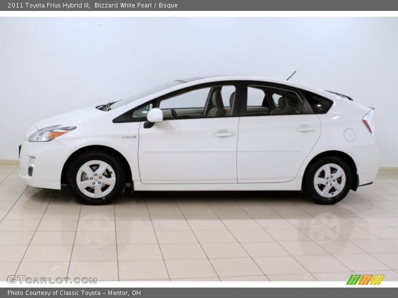 Blizzard White Pearl / Bisque 2011 Toyota Prius Hybrid III