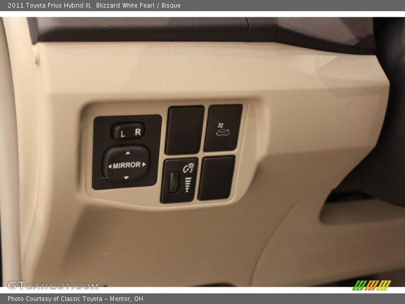 Blizzard White Pearl / Bisque 2011 Toyota Prius Hybrid III