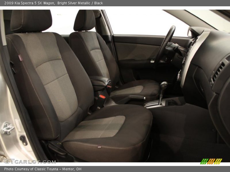 Bright Silver Metallic / Black 2009 Kia Spectra 5 SX Wagon