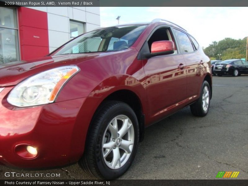 Venom Red / Black 2009 Nissan Rogue SL AWD