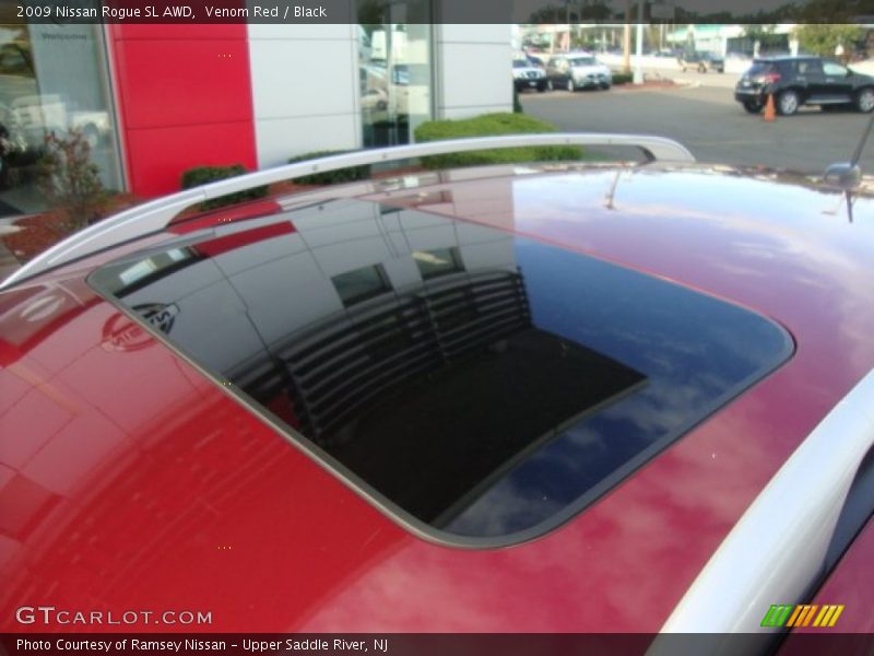 Venom Red / Black 2009 Nissan Rogue SL AWD