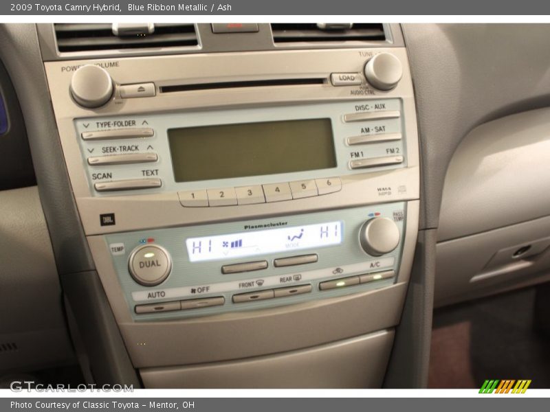 Controls of 2009 Camry Hybrid