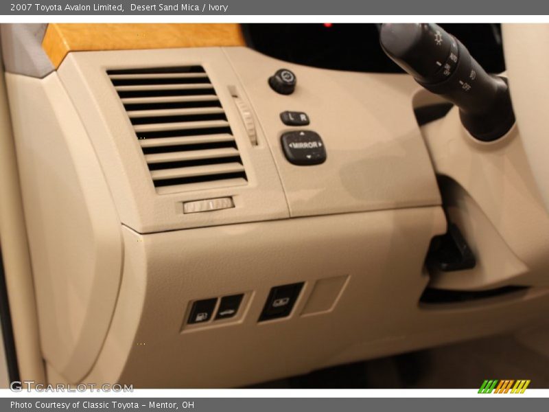 Desert Sand Mica / Ivory 2007 Toyota Avalon Limited