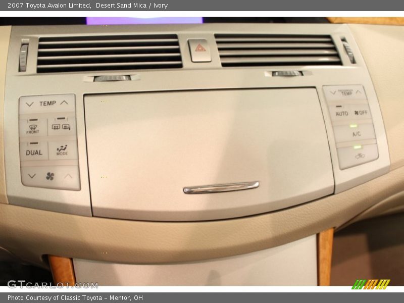 Desert Sand Mica / Ivory 2007 Toyota Avalon Limited