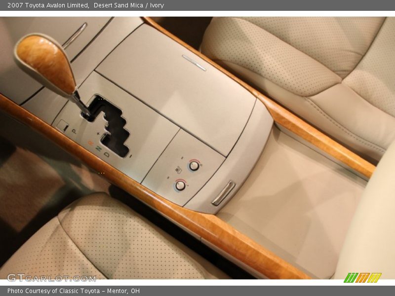 Desert Sand Mica / Ivory 2007 Toyota Avalon Limited