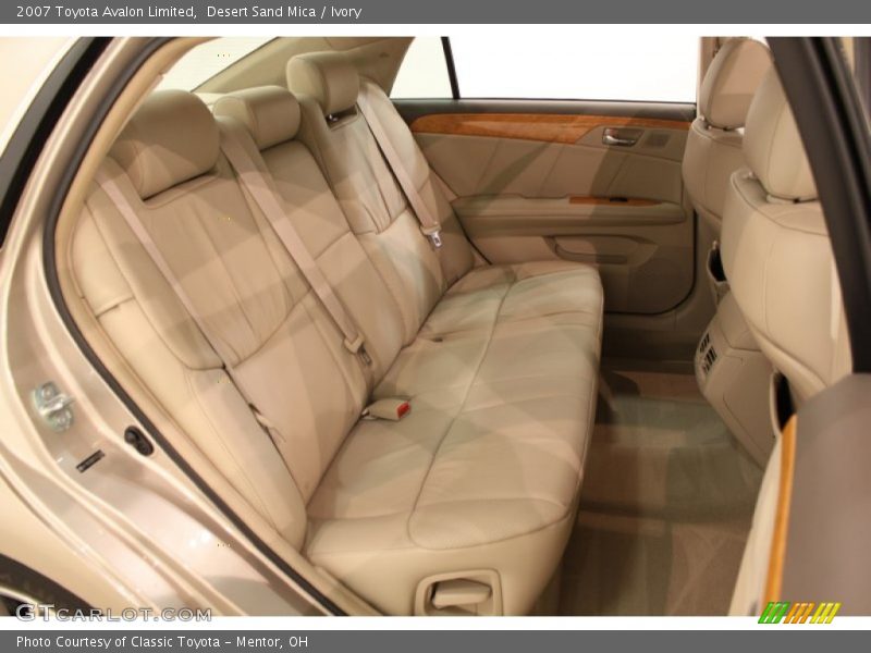 Desert Sand Mica / Ivory 2007 Toyota Avalon Limited