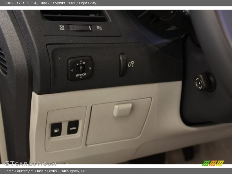 Black Sapphire Pearl / Light Gray 2009 Lexus ES 350
