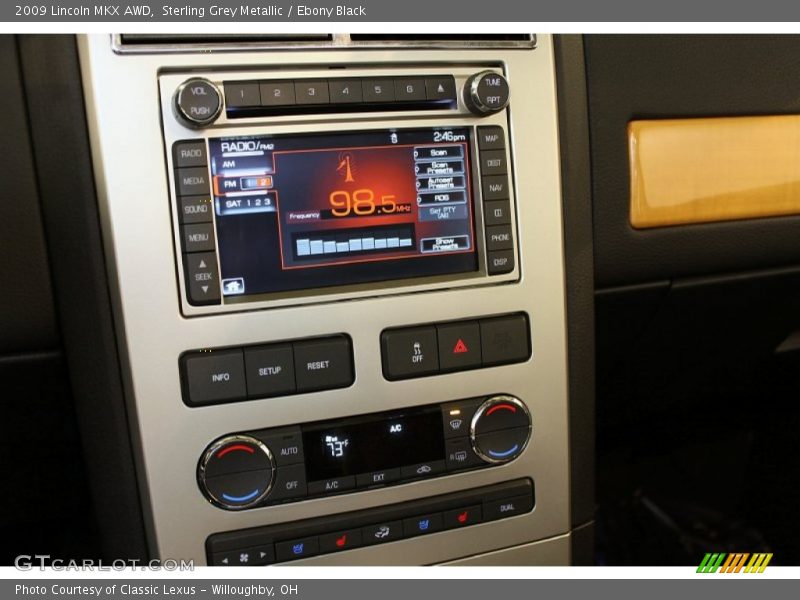 Audio System of 2009 MKX AWD