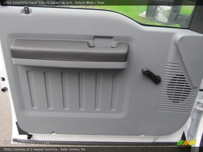 Door Panel of 2012 F350 Super Duty XL SuperCab 4x4
