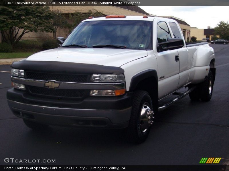 Summit White / Graphite 2002 Chevrolet Silverado 3500 LS Extended Cab Dually