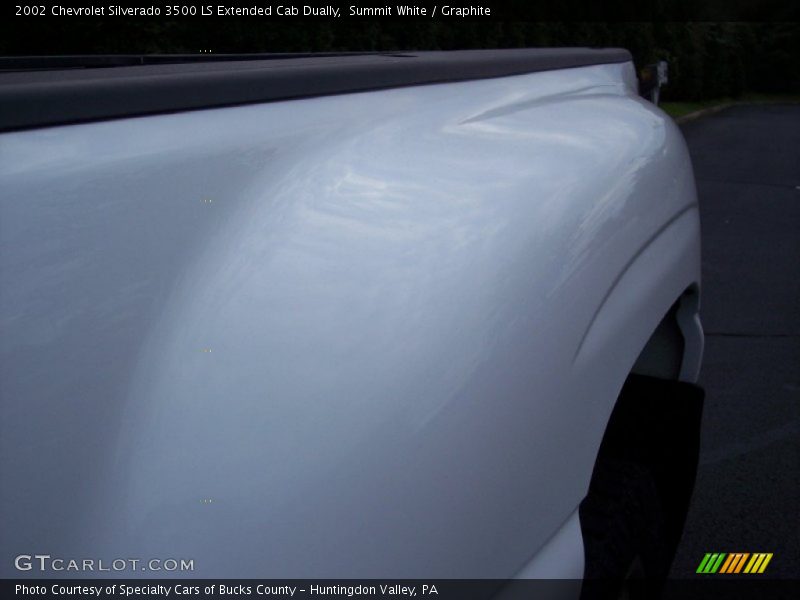 Summit White / Graphite 2002 Chevrolet Silverado 3500 LS Extended Cab Dually