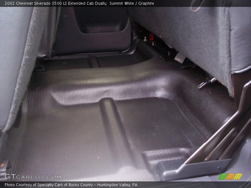 Summit White / Graphite 2002 Chevrolet Silverado 3500 LS Extended Cab Dually