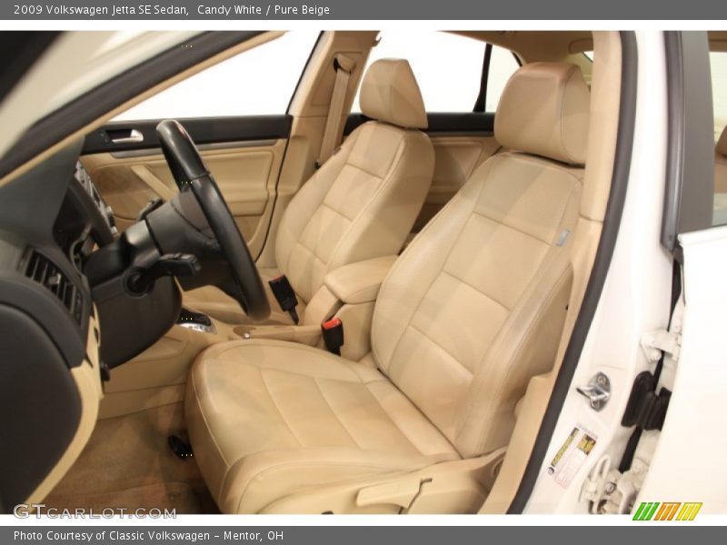 Candy White / Pure Beige 2009 Volkswagen Jetta SE Sedan