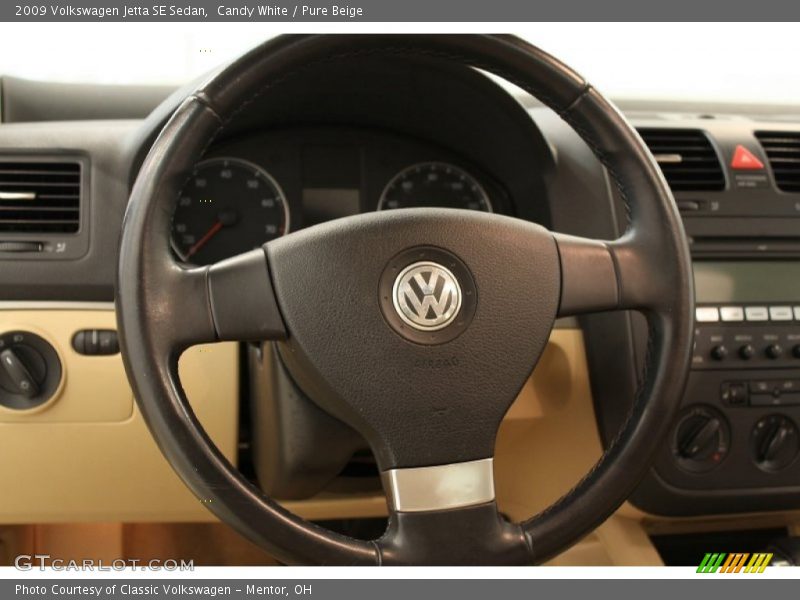 Candy White / Pure Beige 2009 Volkswagen Jetta SE Sedan