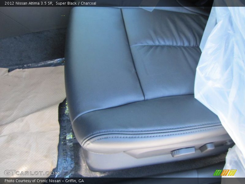 Super Black / Charcoal 2012 Nissan Altima 3.5 SR