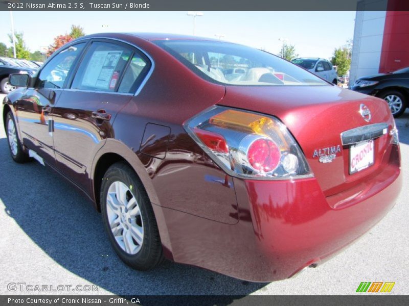 Tuscan Sun / Blonde 2012 Nissan Altima 2.5 S