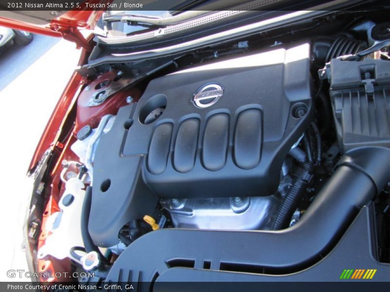 Tuscan Sun / Blonde 2012 Nissan Altima 2.5 S
