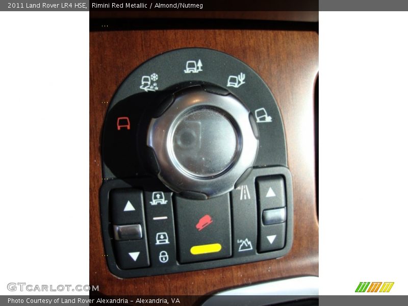 Rimini Red Metallic / Almond/Nutmeg 2011 Land Rover LR4 HSE