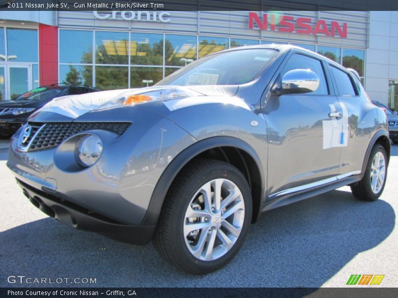 Gun Metallic / Black/Silver Trim 2011 Nissan Juke SV