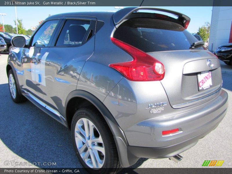 Gun Metallic / Black/Silver Trim 2011 Nissan Juke SV