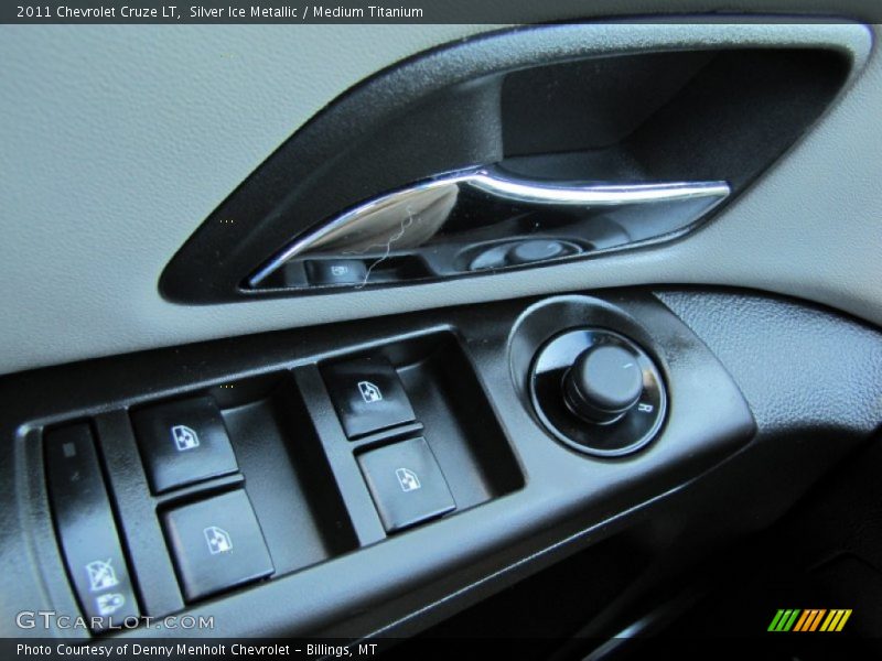 Silver Ice Metallic / Medium Titanium 2011 Chevrolet Cruze LT