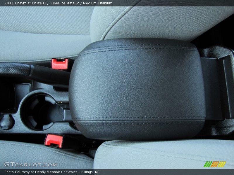 Silver Ice Metallic / Medium Titanium 2011 Chevrolet Cruze LT