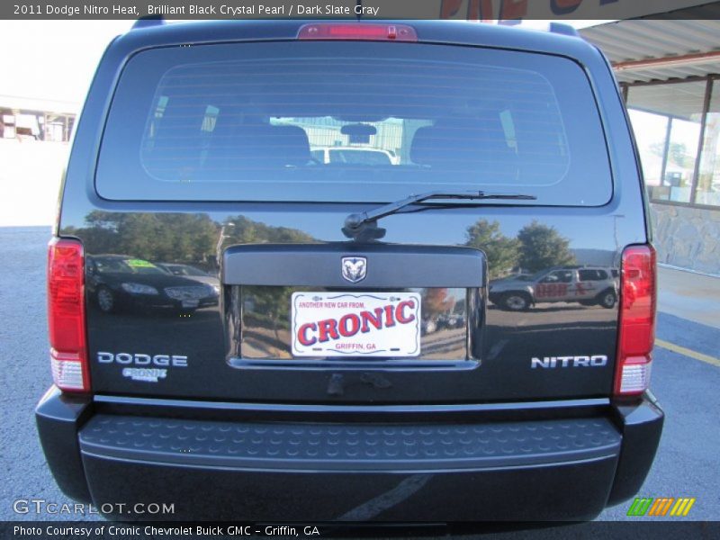 Brilliant Black Crystal Pearl / Dark Slate Gray 2011 Dodge Nitro Heat