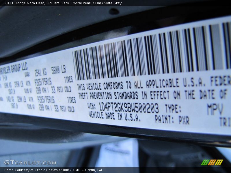 Brilliant Black Crystal Pearl / Dark Slate Gray 2011 Dodge Nitro Heat