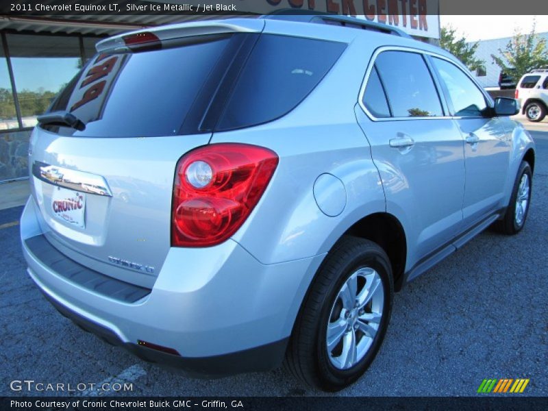 Silver Ice Metallic / Jet Black 2011 Chevrolet Equinox LT