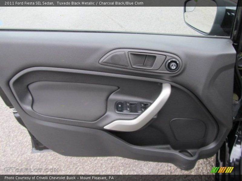 Tuxedo Black Metallic / Charcoal Black/Blue Cloth 2011 Ford Fiesta SEL Sedan