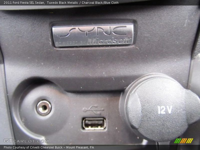 Tuxedo Black Metallic / Charcoal Black/Blue Cloth 2011 Ford Fiesta SEL Sedan