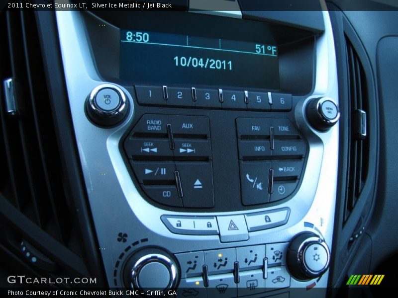 Silver Ice Metallic / Jet Black 2011 Chevrolet Equinox LT