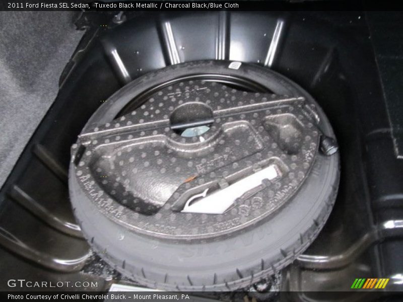 Tool Kit of 2011 Fiesta SEL Sedan