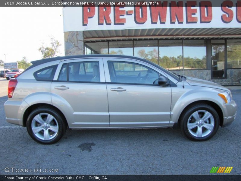 Light Sandstone Metallic / Dark Slate Gray/Medium Graystone 2010 Dodge Caliber SXT