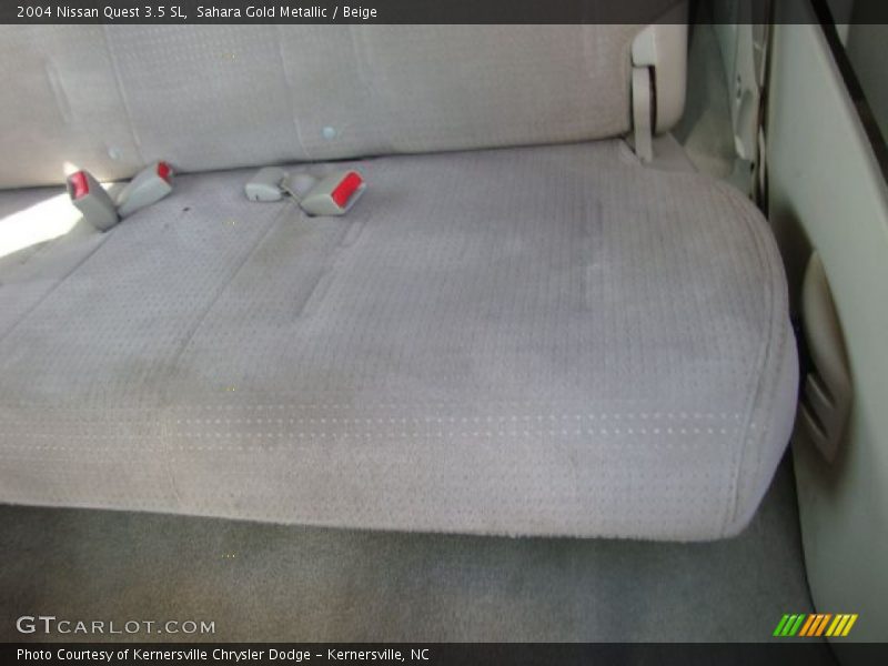 Sahara Gold Metallic / Beige 2004 Nissan Quest 3.5 SL