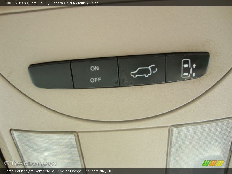 Sahara Gold Metallic / Beige 2004 Nissan Quest 3.5 SL
