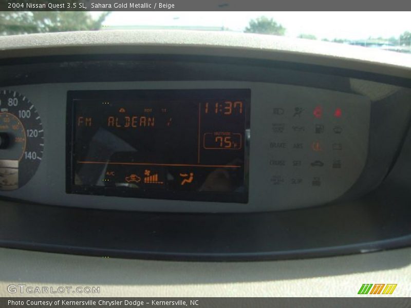 Sahara Gold Metallic / Beige 2004 Nissan Quest 3.5 SL