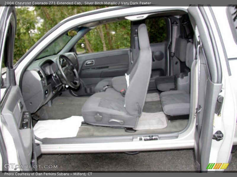 Silver Birch Metallic / Very Dark Pewter 2004 Chevrolet Colorado Z71 Extended Cab
