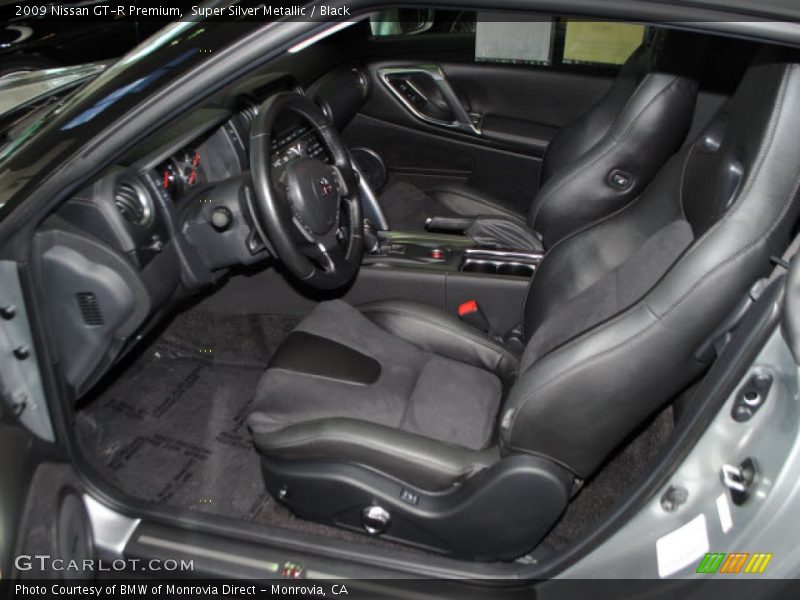  2009 GT-R Premium Black Interior