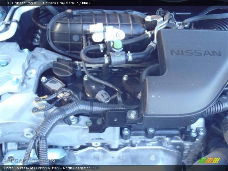 Gotham Gray Metallic / Black 2011 Nissan Rogue S