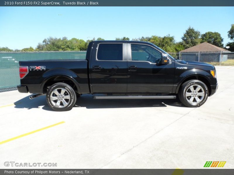 Tuxedo Black / Black 2010 Ford F150 FX2 SuperCrew
