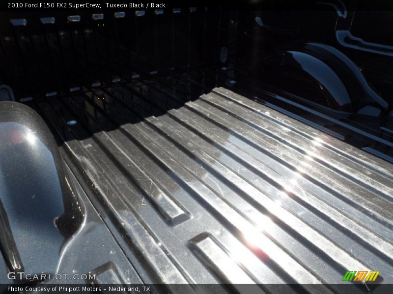 Tuxedo Black / Black 2010 Ford F150 FX2 SuperCrew