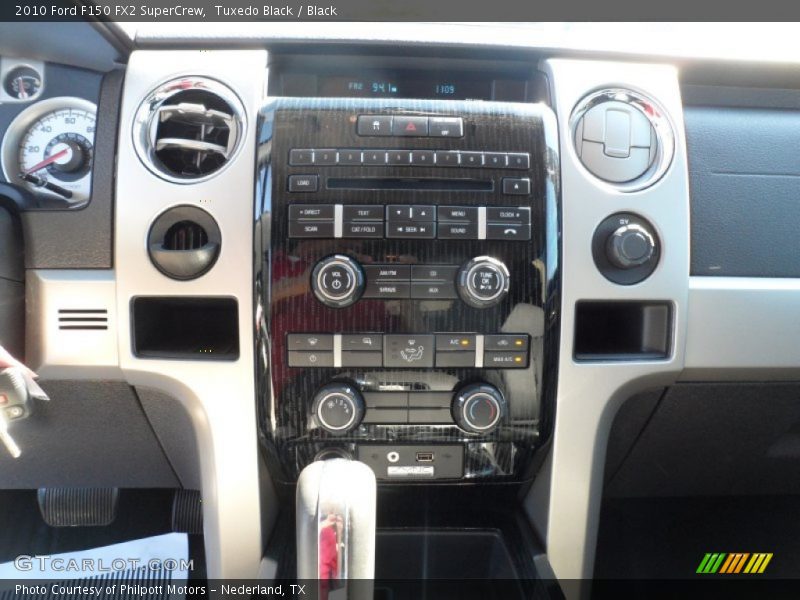 Tuxedo Black / Black 2010 Ford F150 FX2 SuperCrew