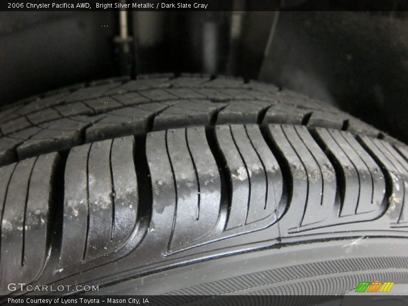 Bright Silver Metallic / Dark Slate Gray 2006 Chrysler Pacifica AWD