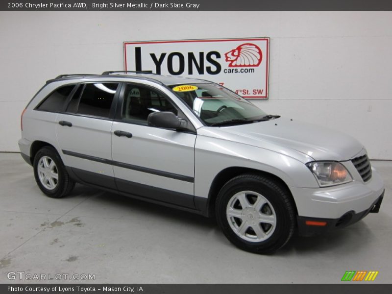 Bright Silver Metallic / Dark Slate Gray 2006 Chrysler Pacifica AWD
